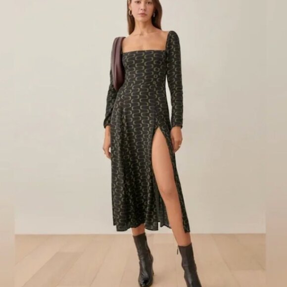 Reformation Sigmund Dress in Linguini - Picture 2 of 9